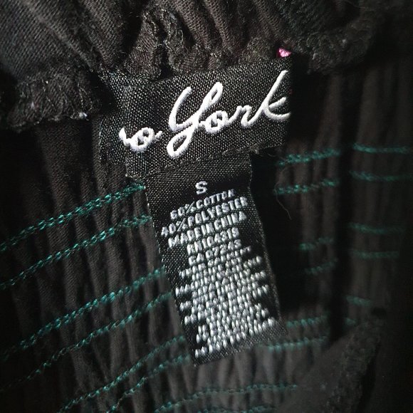 Zoo York - black dress with pink/blue accent (Small) - Picture 3 of 3